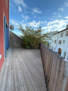 Investissement Unique à Lapalme – BIEN RARE – MAISON DIVISÉE EN 3 APPARTEMENTS AVEC TERRASSE ET VUE PANORAMIQUE