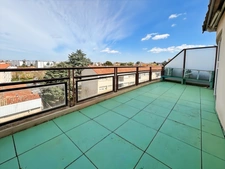 ✨ 126 m² au dernier étage – Un appartement à réinventer selon vos envies