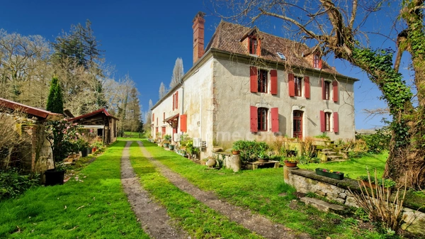 Proche Salies-de-Béarn ET à 40 MIN DE PAU ET DE BAYONNE!