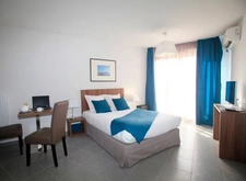 Programme immobilier neuf de 3 lots à Marseille (13005)