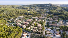 Programme immobilier neuf de 3 lots à Ventabren (13122)