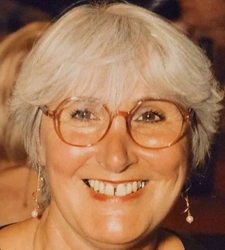 Patricia DEWET