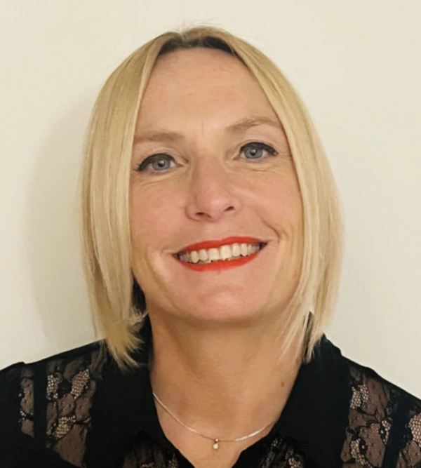Stéphanie DUJARDIN