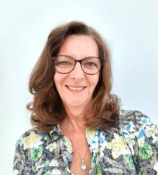Isabelle LAINÉ