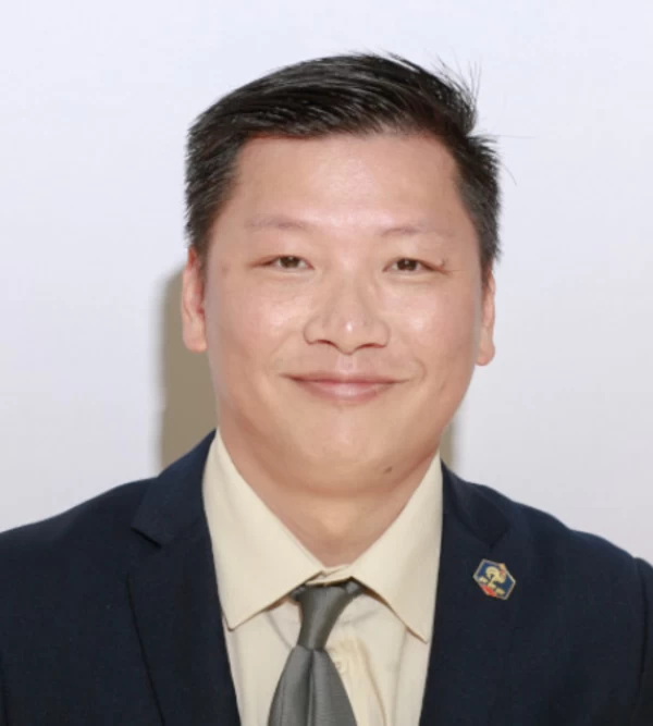 The Hoang BACH