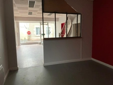 Local/bureau à vendre DESCARTES (37)