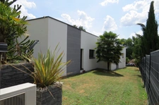Contemporary house to discover in Saint Cyr sur Loire with swimming pool, pergola and a magnificent garden, large garage plus full basement (37) 