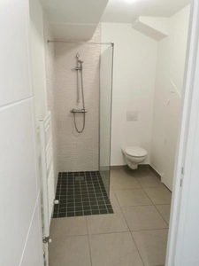 Maison à vendre 3 pièces rue victor hugo AVEC PARKING EN SOUS-SOL  TOURS (37) a 10 minutes  de jean jaures en marchant tranquillement 