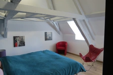 Charming 7-room priory near Blois with panoramic views, 3 minutes from the lake and golf course, ideal as a second home