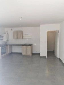 Maison à vendre 3 pièces rue victor hugo AVEC PARKING EN SOUS-SOL  TOURS (37) a 10 minutes  de jean jaures en marchant tranquillement 