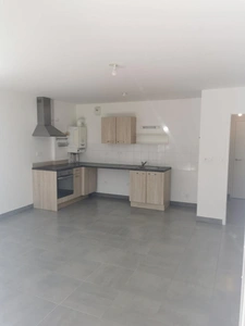 Maison à vendre 3 pièces rue victor hugo AVEC PARKING EN SOUS-SOL  TOURS (37) a 10 minutes  de jean jaures en marchant tranquillement 