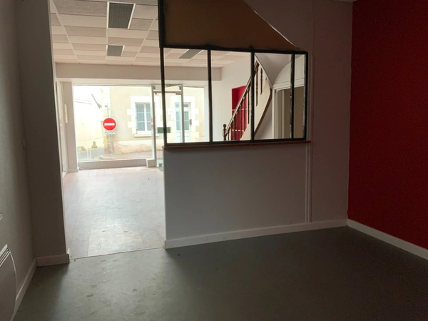 Maison à vendre 5 pièces DESCARTES (37) avec la possibilité d avoir deux logements 