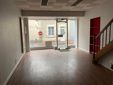 Local/bureau à vendre DESCARTES (37)