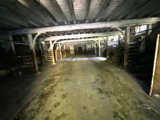 Propriété agricole avec maison de maître, corps de ferme et dépendances – 3,4 ha – Campagne
