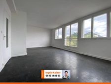 Appartement à vendre - 2 CHAMBRES (POSSIBLE 3) - PLEIN CENTRE SAINT CYR SUR LOIRE 