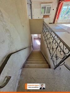 Maison de 120 m² à rénover avec vue panoramique, garage et jardin – Bolbec Centre