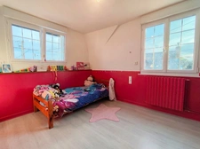 02240 SERY LES MEZIERES | EXCLUSIVITÉ |Vie de plain pied | 5 chambres| Jacuzzi privatif | DPE C| dépendances