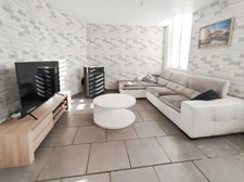 Exclusivité-02110 Fontaine-Uterte-Maison individuelle- Sans vis à vis-- cuisine équipée et aménagée-3 chambres- 1645 m2 de jardin-Classé en D