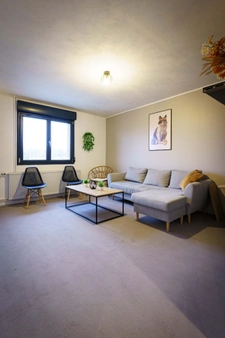 Exclusivité-02100 Saint-Quentin-LOFT 327m2- Classé en C - 4 chambres- 1 salle de bain-2 salles d'eau-Jardin-Garage