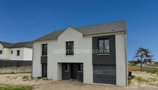 02100 FAYET - Pavillon individuel 150m2 de 2024 - suite parentale - 4 chambres - jardin - garage - Classé A