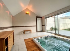 02240 SERY LES MEZIERES | EXCLUSIVITÉ |Vie de plain pied | 5 chambres| Jacuzzi privatif | DPE C| dépendances
