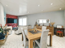  02100 Neuville Saint-Amand- Maison individuelle 130m2 sans mitoyenneté- 3 chambres – garage- cour avec jardinet 