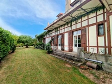 02100 NEUVILLE SAINT-AMAND - Maison de caractère au charme de l’ancien 332m2 - 4 chambres - Vie de plain-pied - Salle de réception 70 m² - Mezzanine - Grand garage