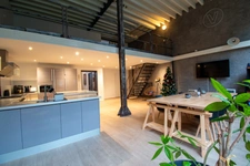 Exclusivité-02100 Saint-Quentin-LOFT 327m2- Classé en C - 4 chambres- 1 salle de bain-2 salles d'eau-Jardin-Garage