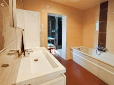 02790 SERAUCOURT LE GRAND - MAISON INDIVIDUELLE - CUISINE EQUIPEE - 2 CHAMBRES - CLASSE D  - JARDIN - GARAGE
