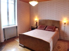 Stone house with 4 rooms in Dijon (21), 85 m2, near the University Hospital, with garden and garage