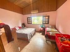 SAINTE CLOTILDE (974) - Maison à vendre 5 pièces de 120 m² + Dépendance + parcelle de 550 M² 