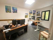 A vendre SAINT PAUL (97460), Immeuble de 4 niveaux, surface total 360 m² avec parking sur parcelle de 1026 m²
