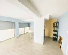 En plein centre-ville de COLOMIERS, à vendre locaux d'activités professionnelles ou commerciales de 331 m² au sol