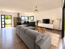  SAINT PIERRE (974), Maison à vendre 4 pièces de 87 m², terrasse, Jacuzzi sur parcelle totale de 412 m²