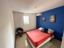 Appartement à vendre  T3 meublé à SAINTE CLOTILDE (974)