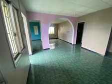 SAINTE CLOTILDE (97490) Maison (à rénover) T4 de 82 m² sur parcelle 263 m² 