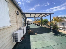 Immeuble de 3 niveaux 800 m² SAINT PAUL (974) - 2.180.000€
