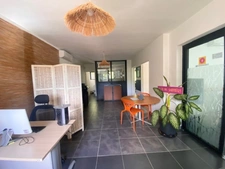 A vendre SAINT PAUL (97460), Immeuble de 4 niveaux, surface total 360 m² avec parking sur parcelle de 1026 m²