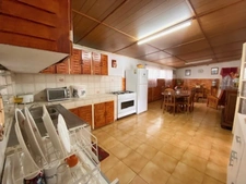 SAINT DENIS (974) Maison à vendre 8 pièces de 218 m² sur 2 niveaux - Garage - Sur parcelle de 755 m²