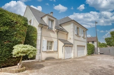 BUZENVAL - Maison familiale 5 chambres avec jardin plein sud, au calme
