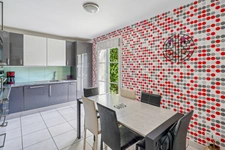 CHATOU - Recent FAMILY HOME - 5 bedrooms - Private gated residence.