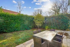 CHATOU - Recent FAMILY HOME - 5 bedrooms - Private gated residence.