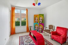 CHATOU - Recent FAMILY HOME - 5 bedrooms - Private gated residence.