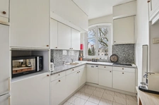 Neuilly-sur-Seine – Rue Perronet – 62 m² – 3ᵉ étage avec ascenseur – Plein sud – Calme sur jardins