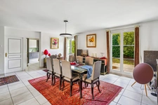 CHATOU - Recent FAMILY HOME - 5 bedrooms - Private gated residence.