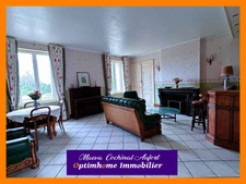 Domaine avec ancien Pavillon de Chasse sur 8 hectares à 25min de Verneuil sur Avre dans l'Orne 