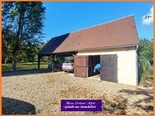 Magnifique propriété avec 2 maisons et piscine sur 3 hectares à 15min de BERNAY