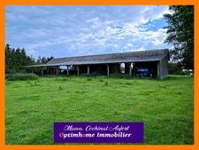 Domaine avec ancien Pavillon de Chasse sur 8 hectares à 25min de Verneuil sur Avre dans l'Orne 