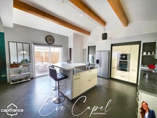 Maison à vendre 4 pièces LE GRAU D'AGDE (34), Villa Contemporaine 3 Chambres avec Garage et Piscine Chauffée à 2 minutes des Plages