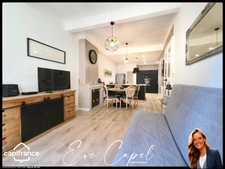Maison à vendre 4 pièces PEZENAS (34), Coeur Historique proche place de la République - Entièrement rénovée + Garage en location